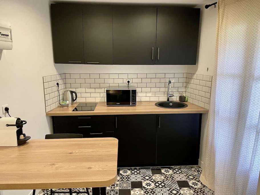 Le Moulin 3 - Appartement Tout Confort Centre Ville - Beziers - Wifi - Tv Connecte Buitenkant foto