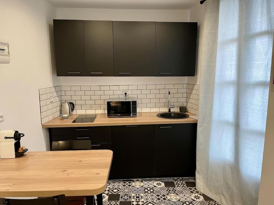 Le Moulin 3 - Appartement Tout Confort Centre Ville - Beziers - Wifi - Tv Connecte Buitenkant foto